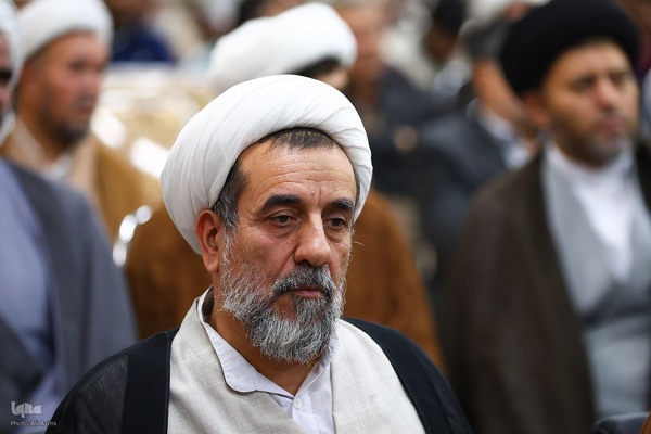 همایش بزرگداشت آیت‌الله دهکردی در اصفهان