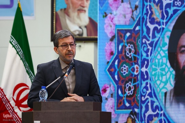 همایش بزرگداشت آیت‌الله دهکردی در اصفهان