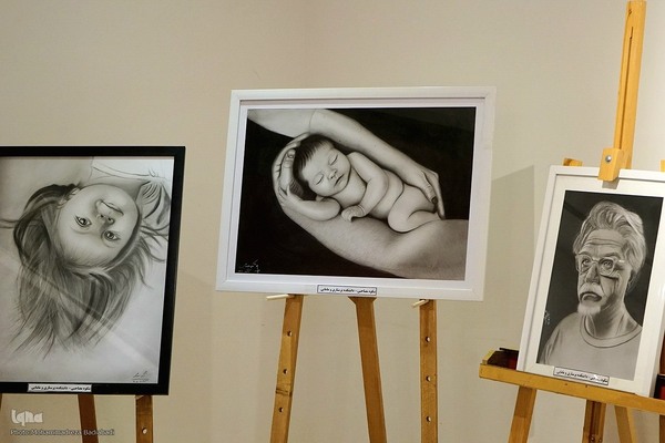 نمایشگاه آثار هنری پرستاران در خانه تاریخی عامری‌های کاشان