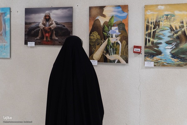 نمایشگاه آثار منتخب دومین جایزه سال سهراب سپهری در کاشان