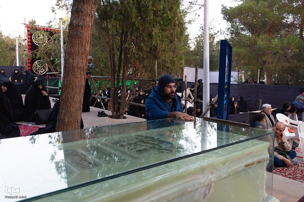 مراسم روضه حضرت زهرا(س) در تخت فولاد