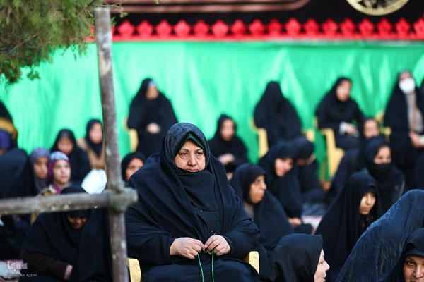 مراسم روضه حضرت زهرا(س) در تخت فولاد