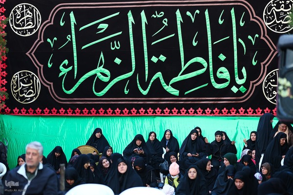 مراسم روضه حضرت زهرا(س) در تخت فولاد