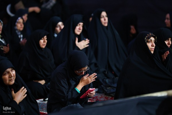 مراسم روضه حضرت زهرا(س) در تخت فولاد