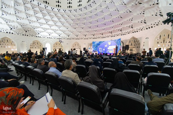 افتتاحیه سومین نمایشگاه فناوری و نوآوری«فن‌نما» در اصفهان