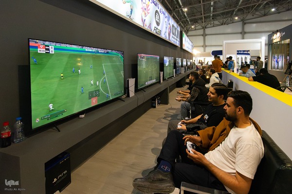 افتتاحیه سومین نمایشگاه فناوری و نوآوری«فن‌نما» در اصفهان