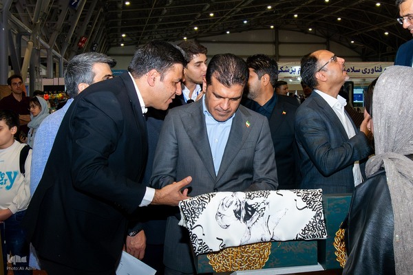 افتتاحیه سومین نمایشگاه فناوری و نوآوری«فن‌نما» در اصفهان