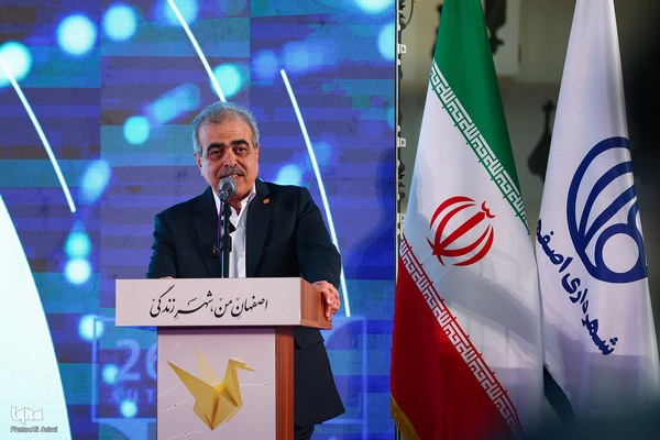 افتتاحیه سومین نمایشگاه فناوری و نوآوری«فن‌نما» در اصفهان