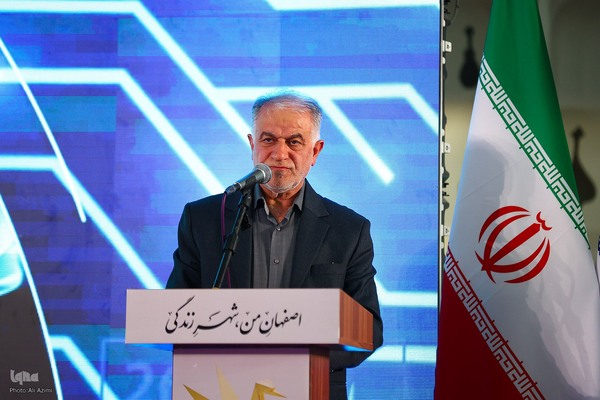 افتتاحیه سومین نمایشگاه فناوری و نوآوری«فن‌نما» در اصفهان