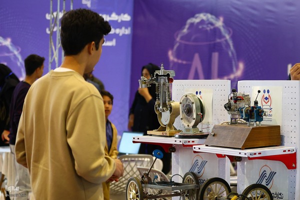 افتتاحیه سومین نمایشگاه فناوری و نوآوری«فن‌نما» در اصفهان