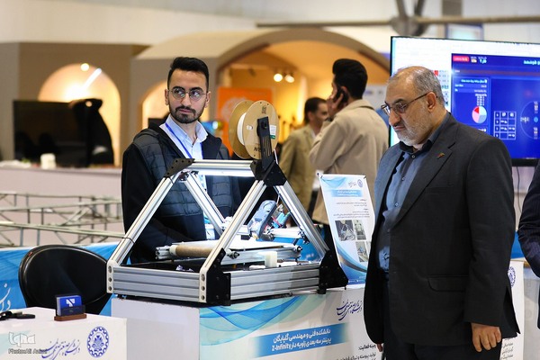 افتتاحیه سومین نمایشگاه فناوری و نوآوری«فن‌نما» در اصفهان