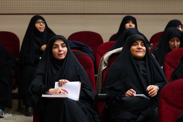 کارگاه آموزشی حفظ قرآن کریم با بازی در اصفهان