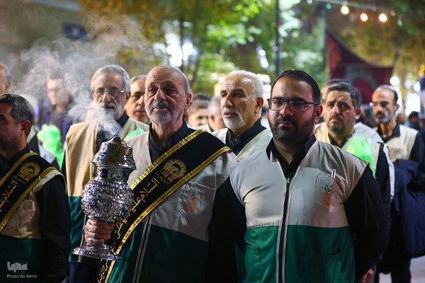 قافله عزاداری حضرت فاطمه‌ زهرا(س) در اصفهان