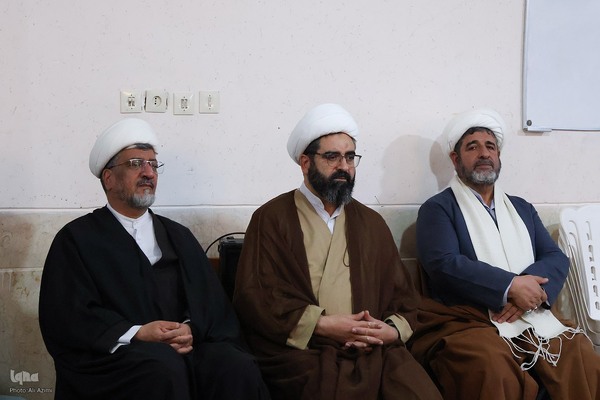 جلسات تخصصی قرائت قرآن در مؤسسه دارالقرآن الکریم قهریزجان