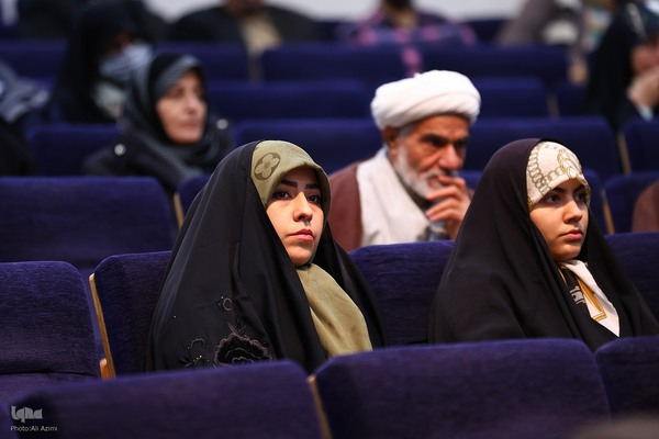 اختتامیه پنجمین کنگره ملی شعر حضرت مادر در اصفهان