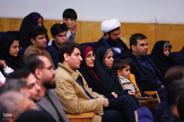 اختتامیه پنجمین کنگره ملی شعر حضرت مادر در اصفهان