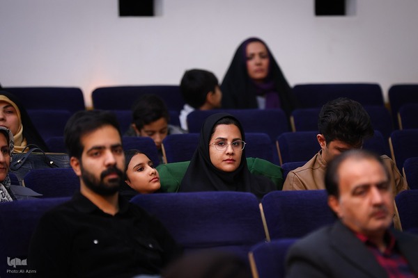 اختتامیه پنجمین کنگره ملی شعر حضرت مادر در اصفهان