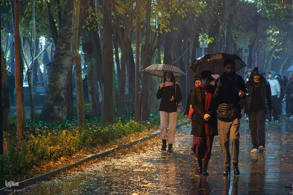 نغمه باران در اصفهان