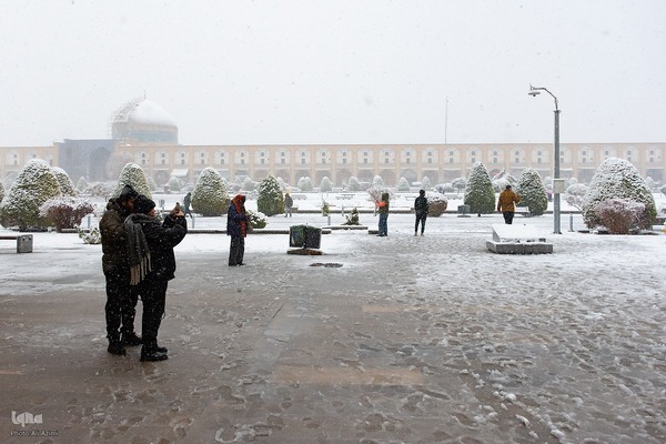 اصفهان در آغوش برف