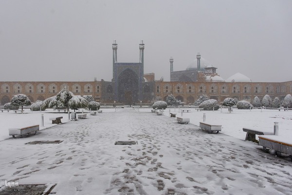 اصفهان در آغوش برف