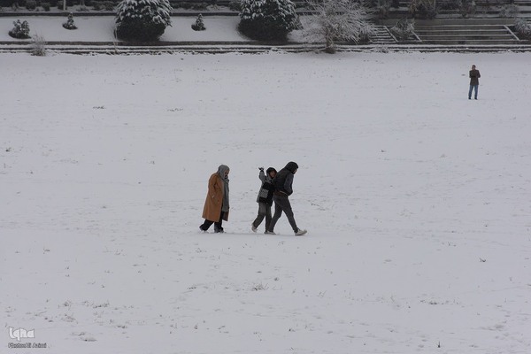 اصفهان در آغوش برف