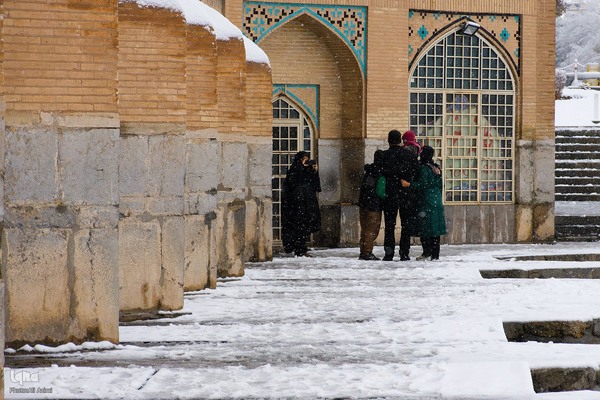 اصفهان در آغوش برف