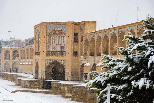 اصفهان در آغوش برف