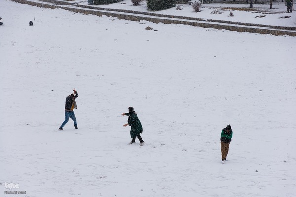 اصفهان در آغوش برف