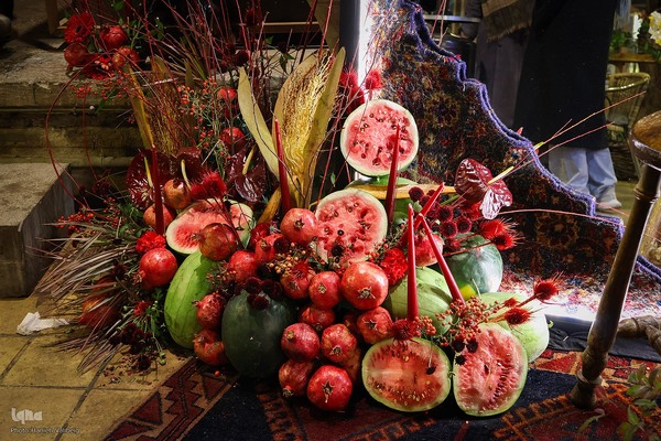 حال و‌ هوای یلدایی اصفهان