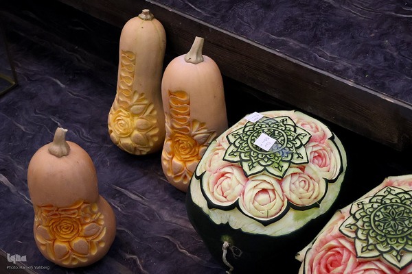 حال و‌ هوای یلدایی اصفهان