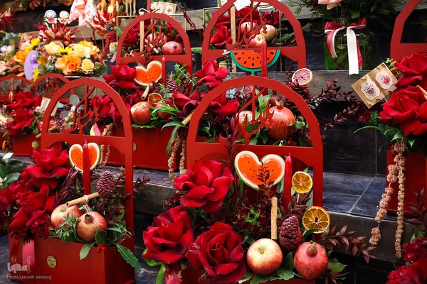 حال و‌ هوای یلدایی اصفهان