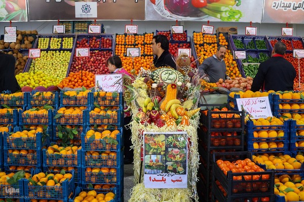 حال و‌ هوای یلدایی اصفهان