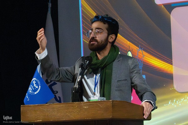 مرحله مقدماتی چهاردهمین مسابقات مناظره دانشجویان در اصفهان