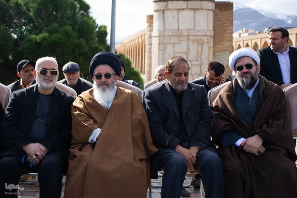 بزرگداشت یوم‌الله ۹دی در اصفهان