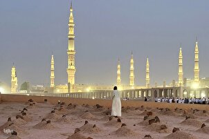Alhazai Sun Ziyarci Makabartar Baqi Dake Madina