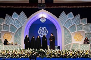 Penutupan Bagian Naghom Perempuan dalam Musabaqoh Alquran Nasional Tabriz