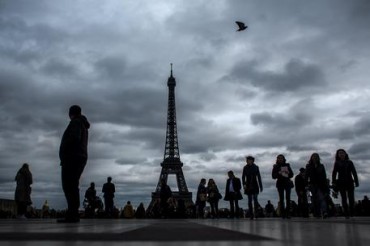 Cina: Francia protegga nostri cittadini