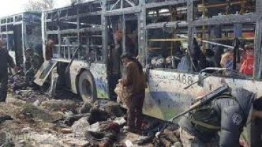 Siria, i ribelli fanno strage di civili vicino Aleppo: più di cento morti