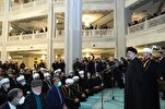 Russia: presidente iraniano visita Grande Moschea di Mosca