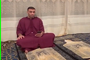 Calciatore nazionale Marocco recita il Corano