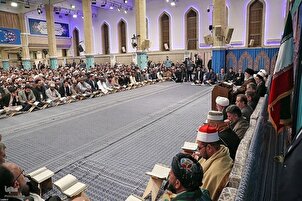 Peserta Pertandingan Al-Quran Antarabangsa bertemu dengan Pemimpin Tertinggi Revolusi Islam