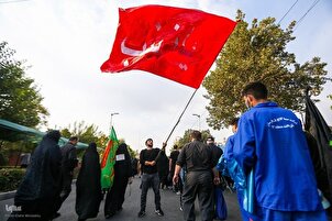 Ang mga 'Naiwan' ay Dumalo sa Prusisyon ng Arbaeen sa Tehran