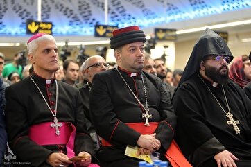 Fotos: Teerã Inaugura Estação de Metrô Santa Maria