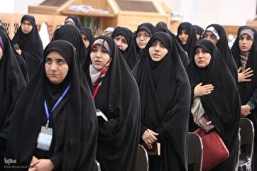 Concurso do Alcorão para Seminaristas e Clérigos é Iniciado no Santuário de Shah Cheragh em Shiraz