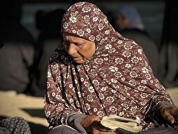 73 yaşındaki Subihi, Kur’an-ı Kerim eğitimi veriyor